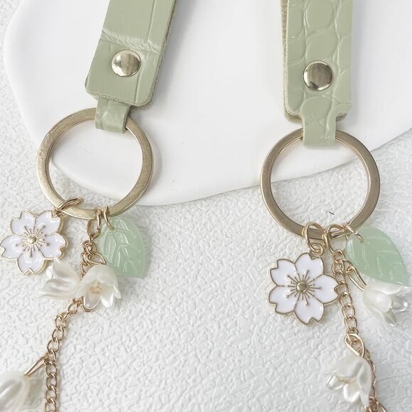 4PCS Flower Keychain Cute Handbag Key Chain Personalized Key ring Golden for Wom - Picture 5 of 8